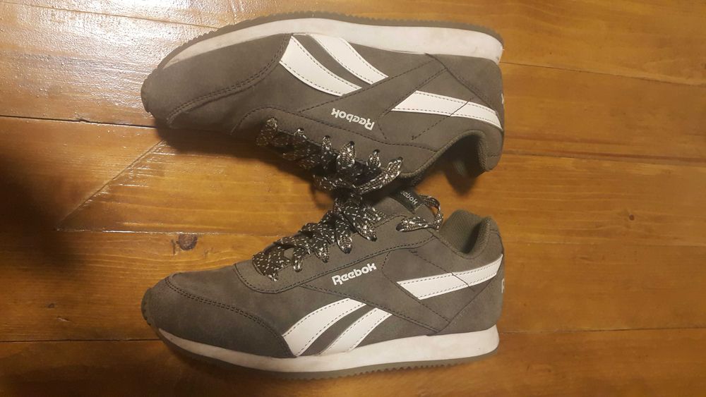 маратонки Reebok 32 номер