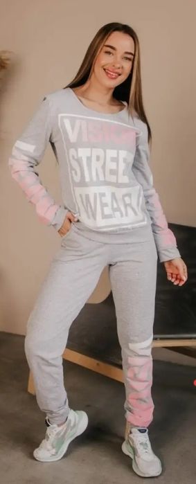 Костюм женский лёгкий