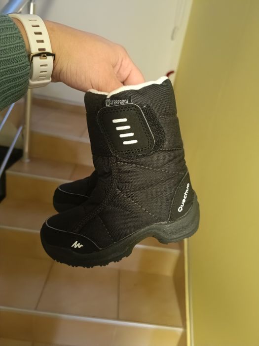 Два чифта ботуши за момче