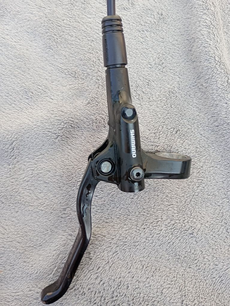 Shimano mt 200 față