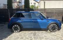 Mini Cooper 5 usi 1,5 benzina
