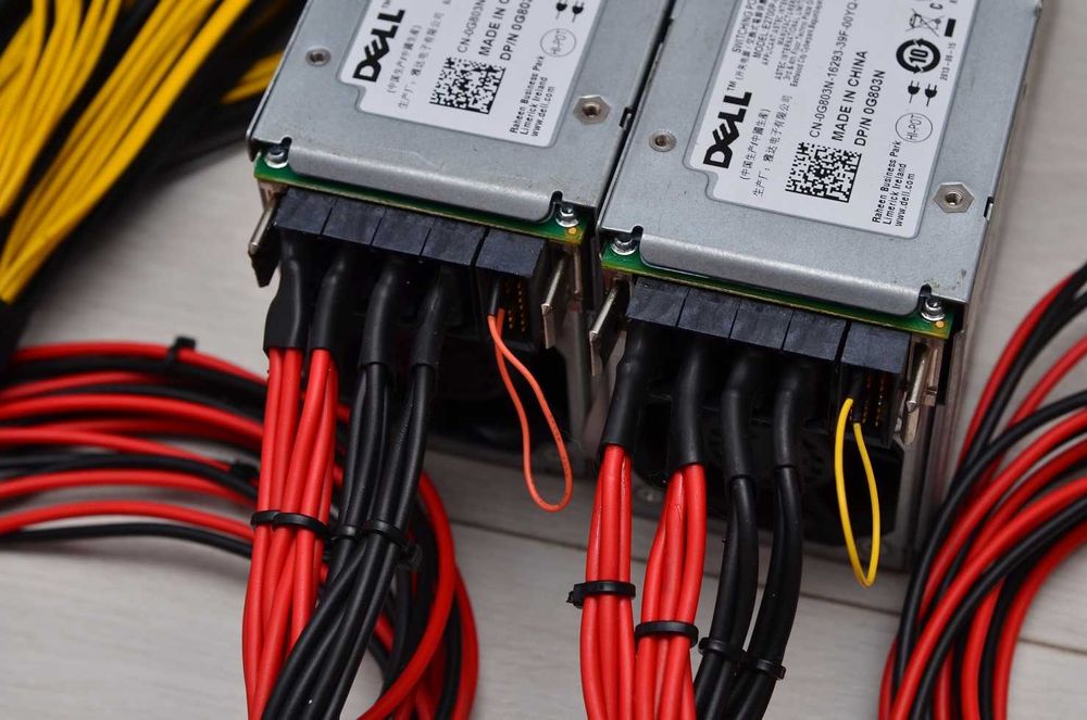 GARANTIE 9 luni! Sursa Dell 3000W TITANIUM, eficienta 96%, 24xPCI