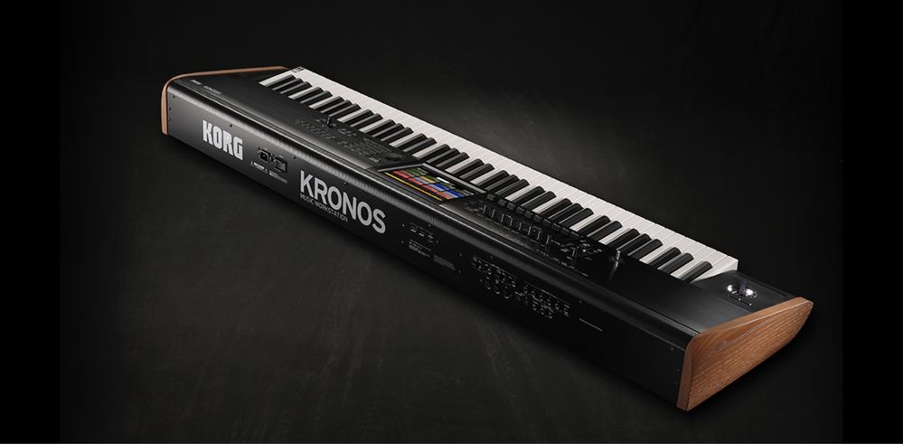 Korg Kronos 2 88 - Нов! + Custom Thon Hard Case