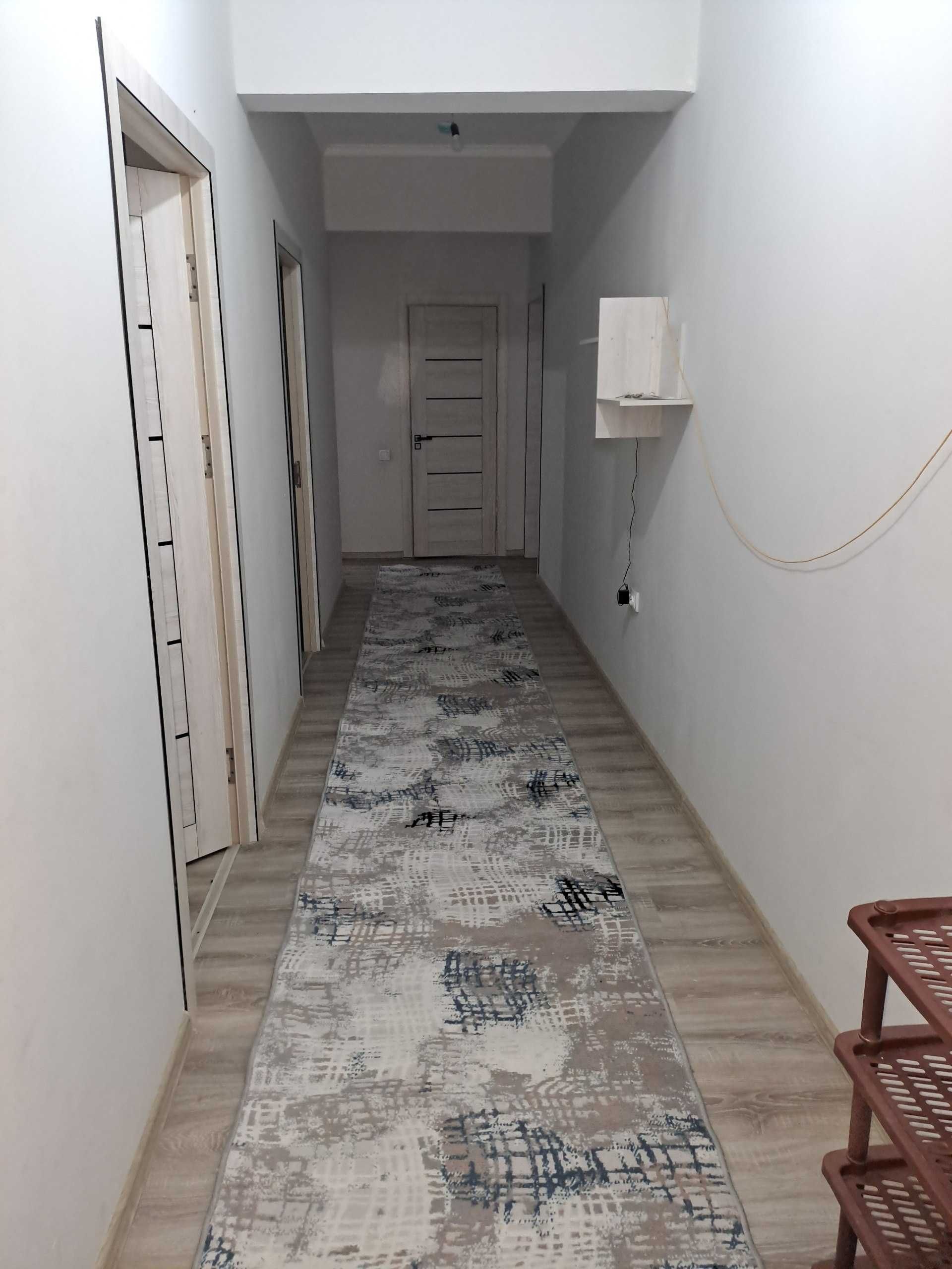 Yangi Darxonda 3 xonali kv 75m2