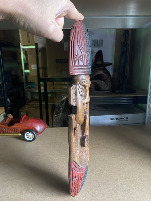 Ръчно изработен дървен ТОТЕМ