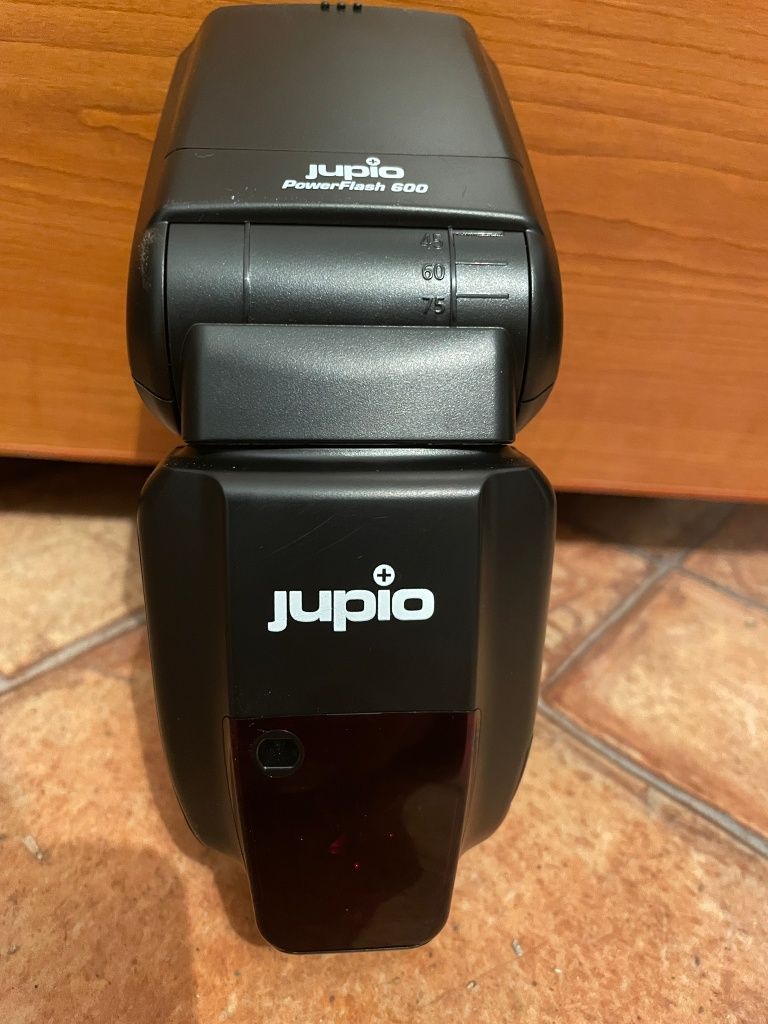 Vând bliț Jupio PowerFlash 600 pentru Nikon