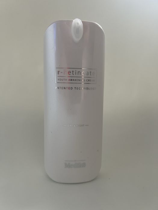 Medik8 Retinoate Day and Night