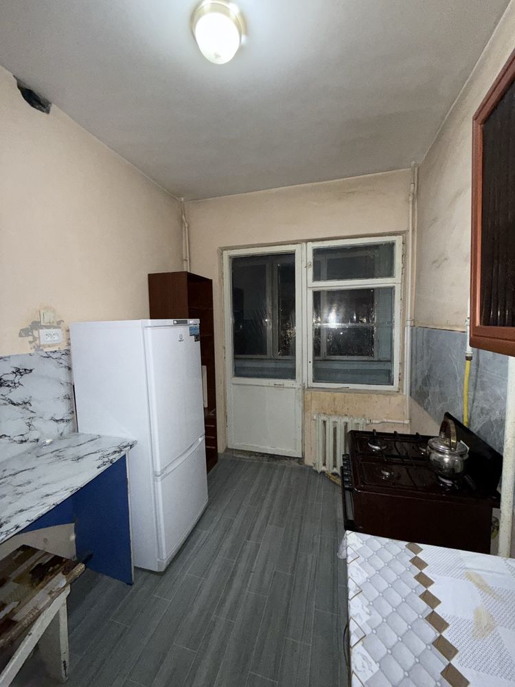 Продается 3х комнатная квартира возле метро Новза