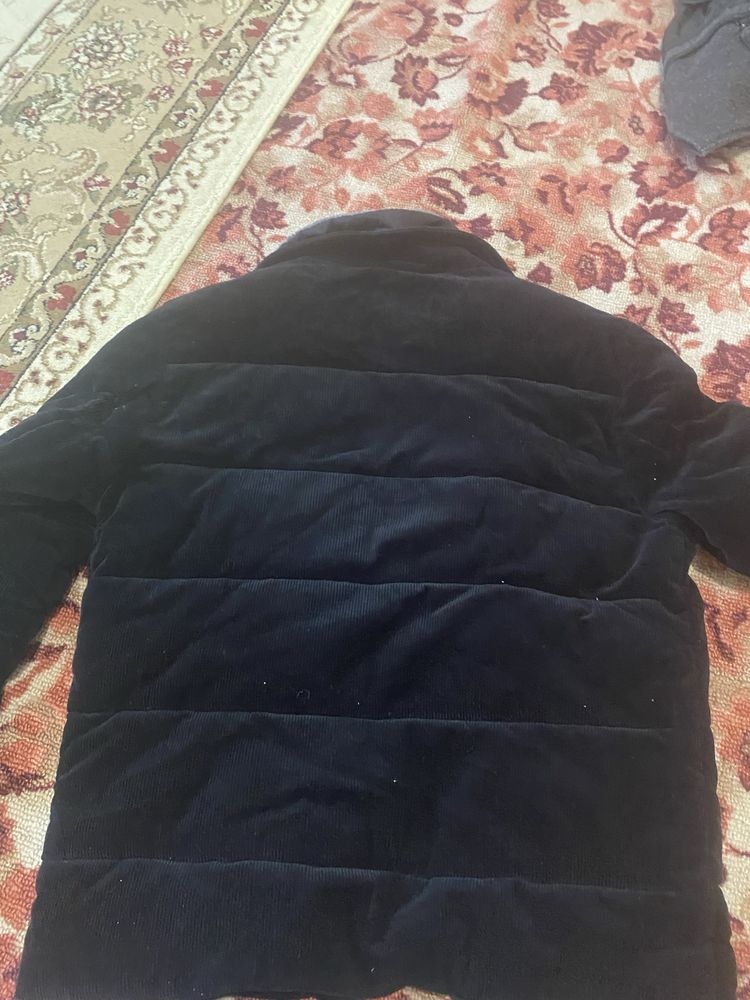 Продам куртку зимнние
