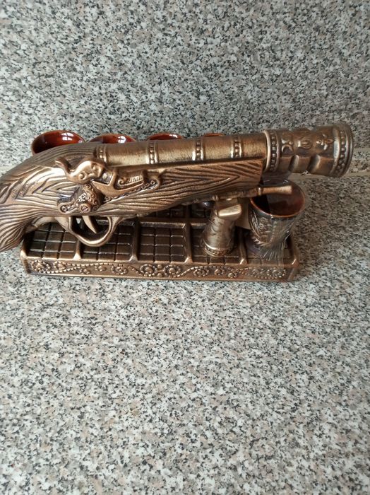 Керамичен сервиз