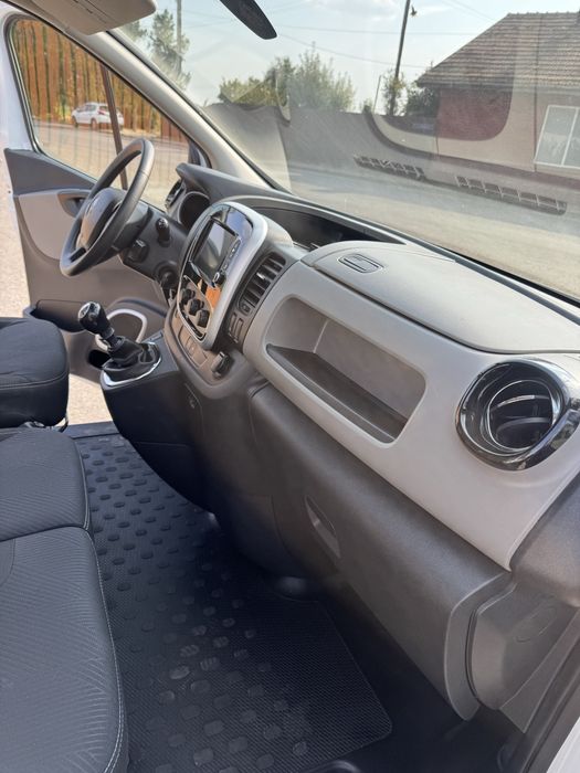 Renault trafic 2017/ 78000 km