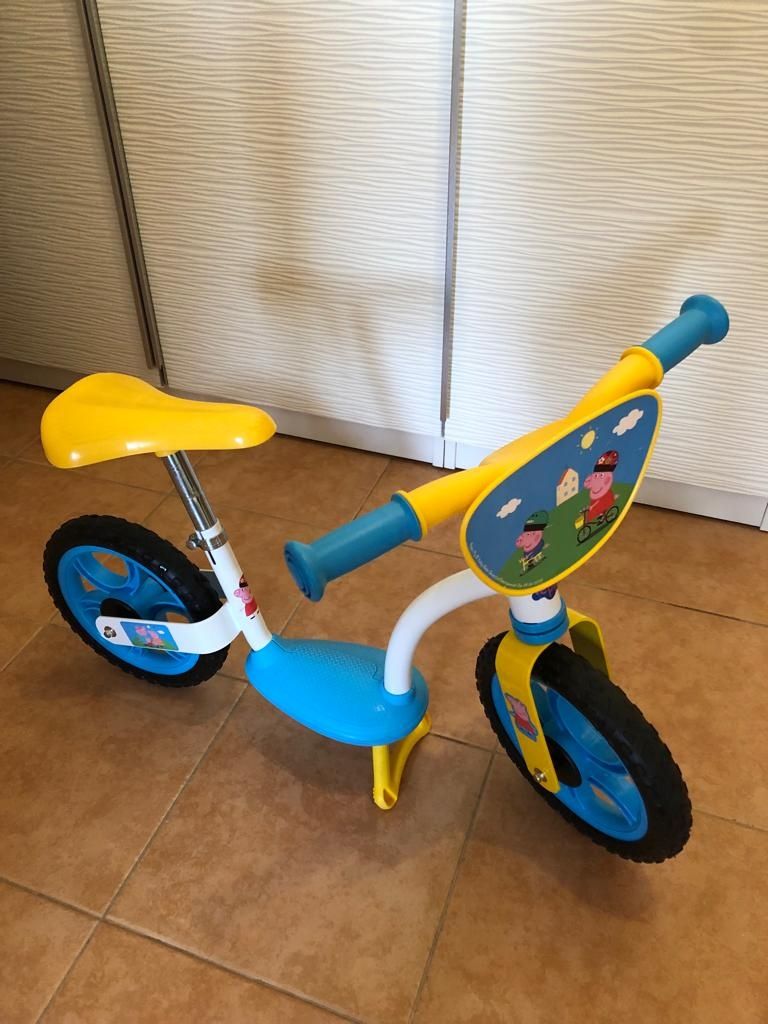 Bicicleta fara pedale Pepa Pig Smoby