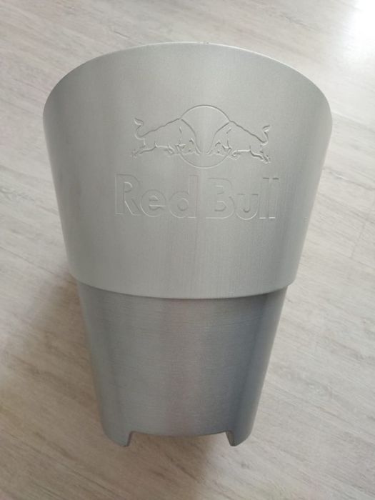 RedBull ведёрко для льда с держатем для банок  за 6000 тенге