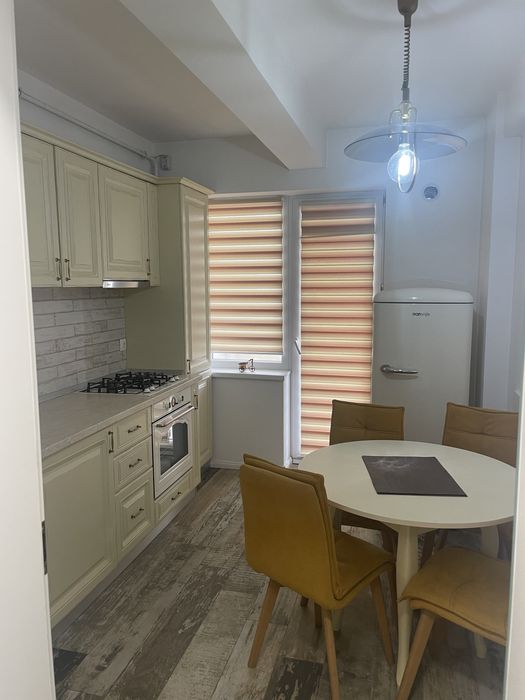 Apartament 2 camere decomandate lux,Bloc nou