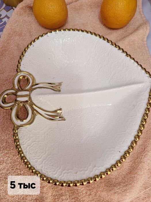 Продам  глубокие тарелки