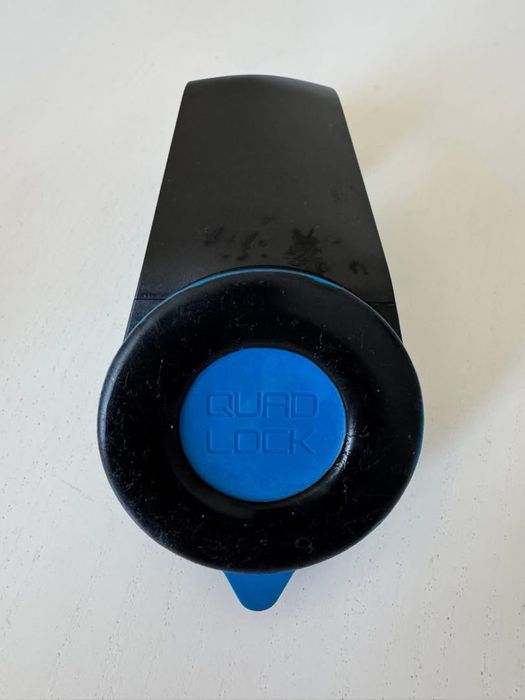 Suport fixare parbri auto Quad Lock