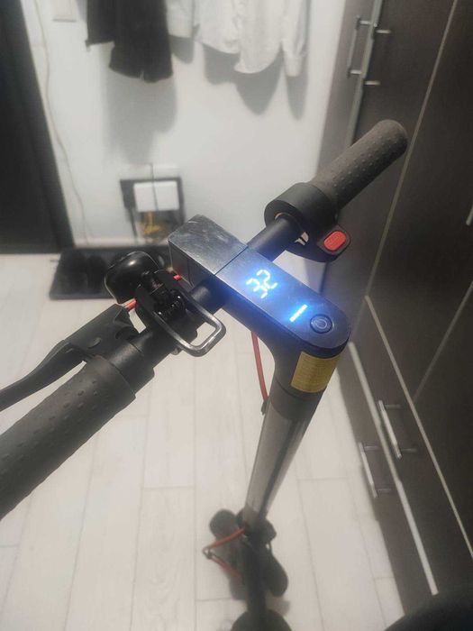 Trotineta Electrica Xiaomi Mi Electric Scooter Pro 2