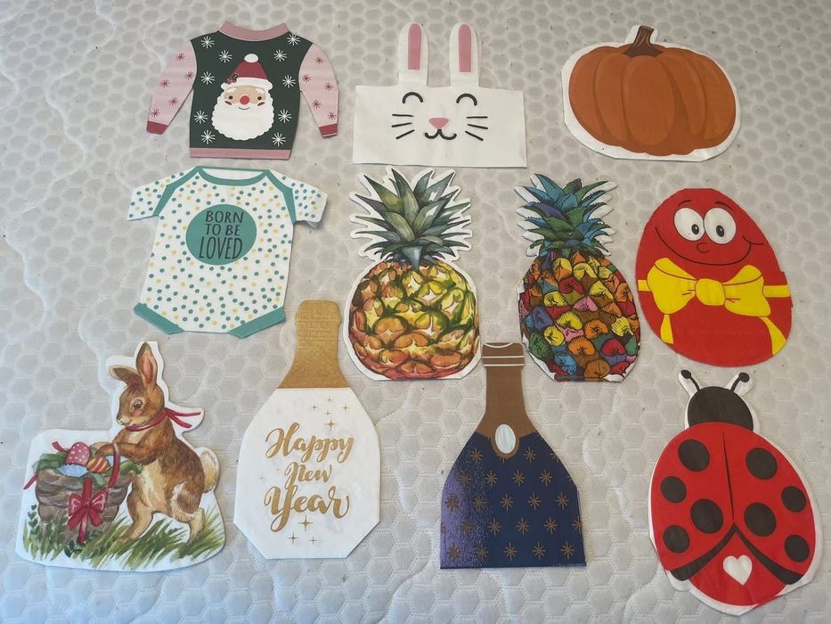 Колекция от 100 бр. кръгли и с различни форми салфетки.