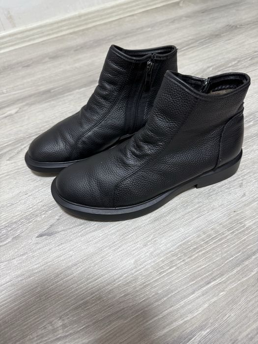 Мужская обувь 40-размер кожа