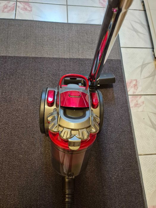 Aspirator fara sac VIRAGO VC-18