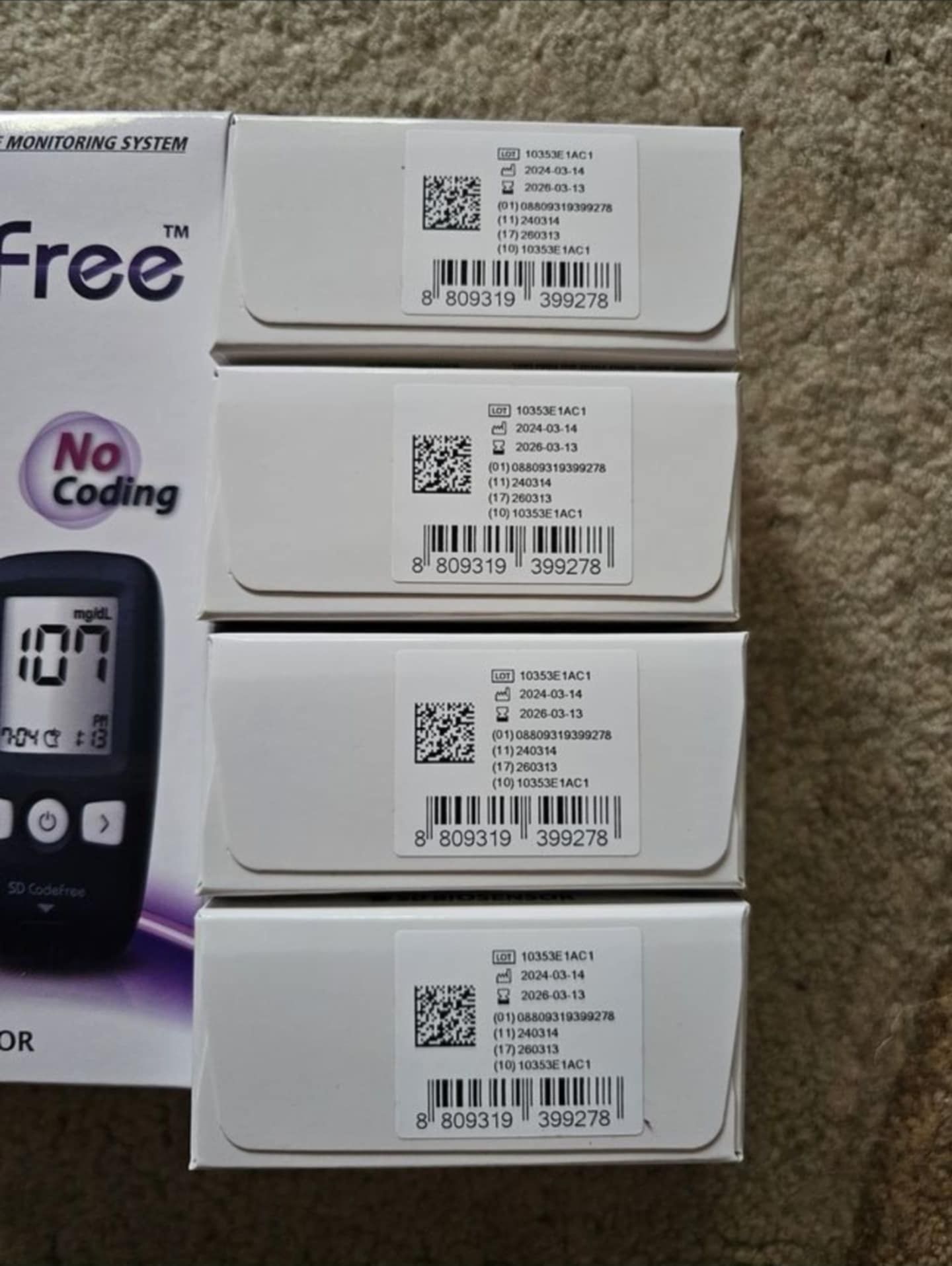 Glucometru + 4 cutii testere/lamele glicemie codefree