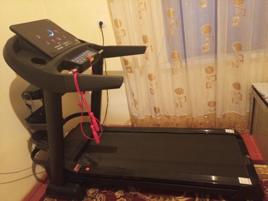 Беговая дорожка .
