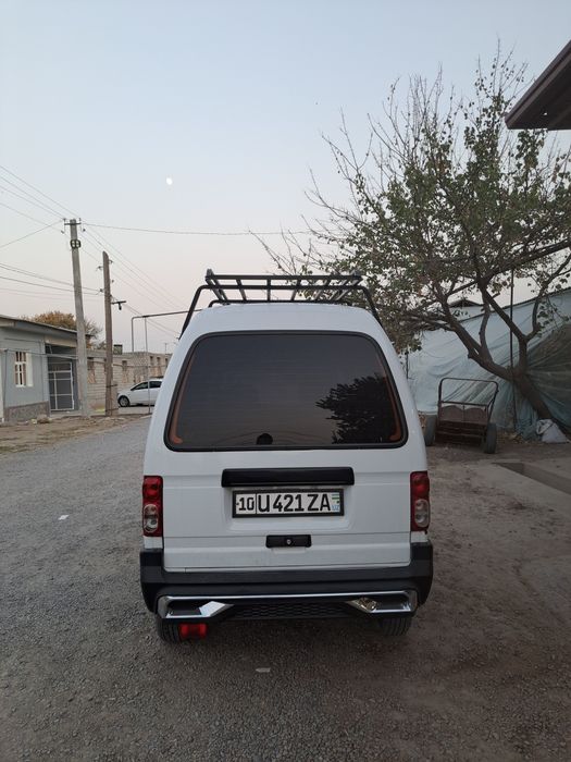 Таййор мошина минилади