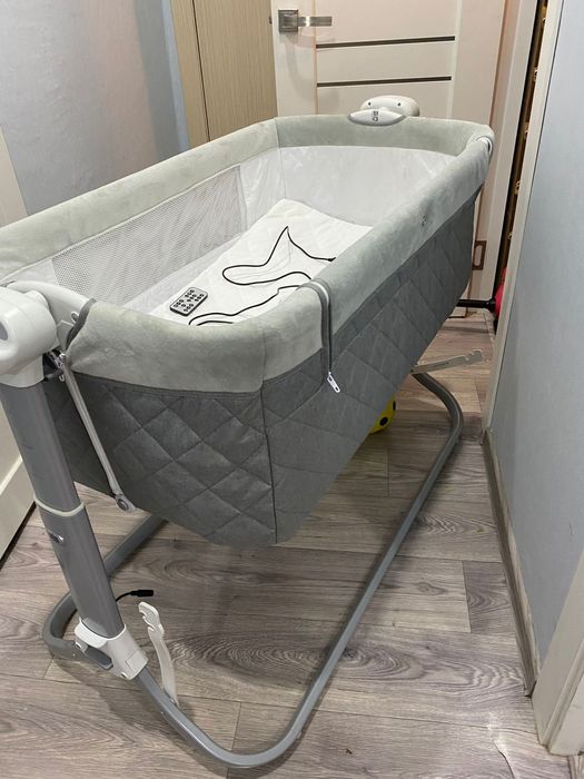 Продам детская кровать манеж