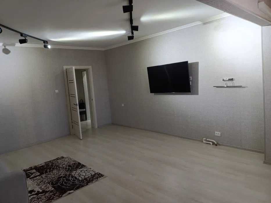 СРОЧНО Сдаётся кв ул Лабзак  2/1/10  Шайхантахурский  949*