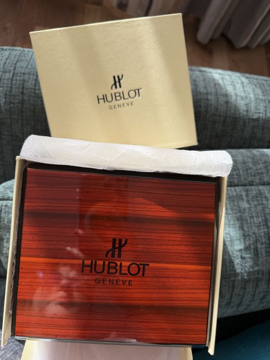 Часовник HUBLOT Geneve