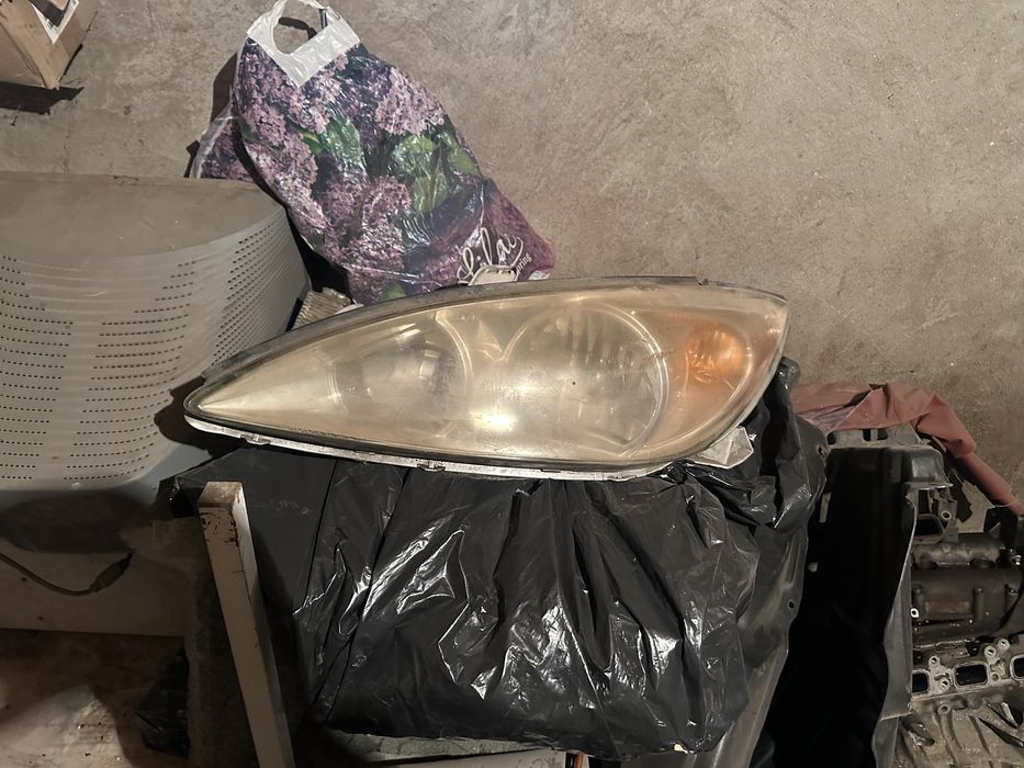 Фары camry 30/35, решетка, противотуманки, консоль