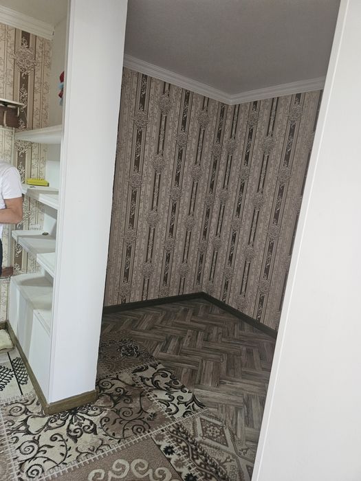 Срочно продаётся 1 комнатная квартира в городе Чирчике