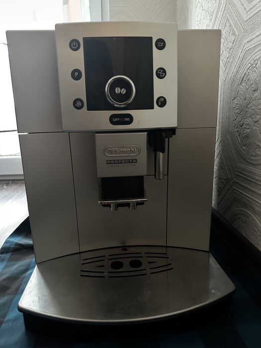 Кафеавтомат Delonghi