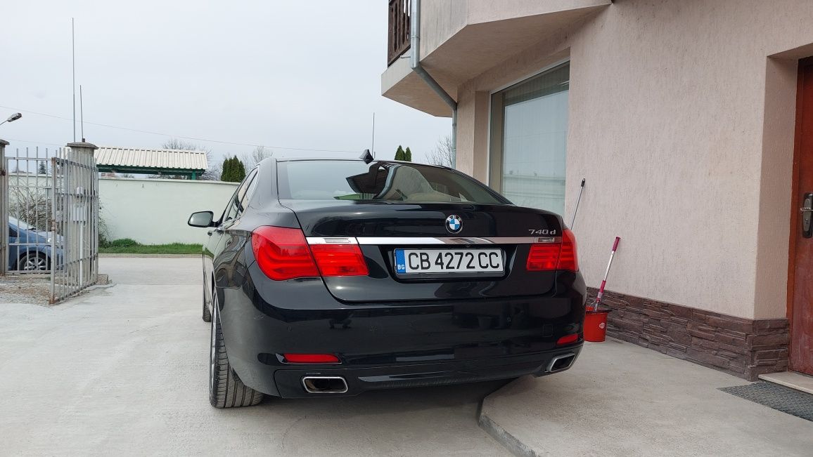 BMW 740D X Drive
