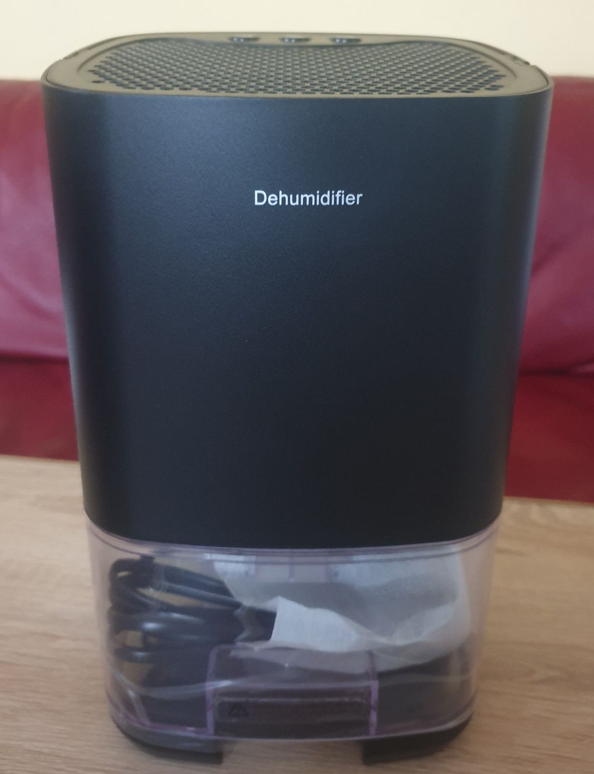 Dezumidificator Merkie, Rezervor 1L, 2 moduri, 7 culori, negru