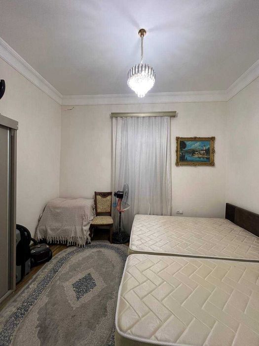 СРОЧНО продаётся дом(Угловой) в Мирзо Улугбекском районе Дагестанаский