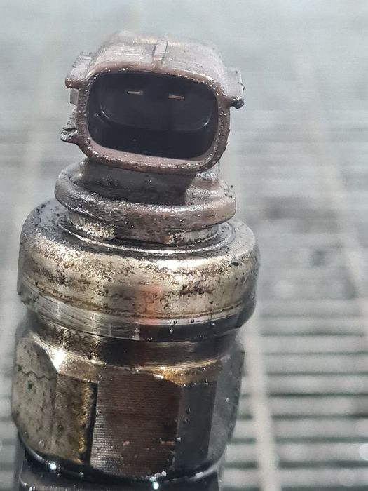 Injector Nissan Pathfinder 2.5 Diesel D40 2004 - 2010 174CP YD25DDTi (922) Diesel D820FFF1