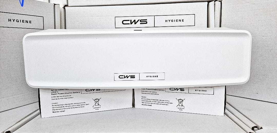 Oferta Dispenser CWS Pure Line (new model) + 8 rezerve + 2 baterii