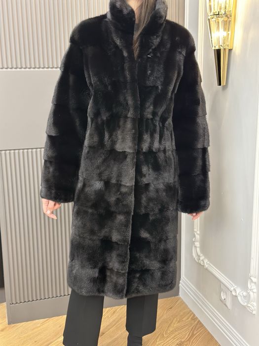 Продам норковую шубу