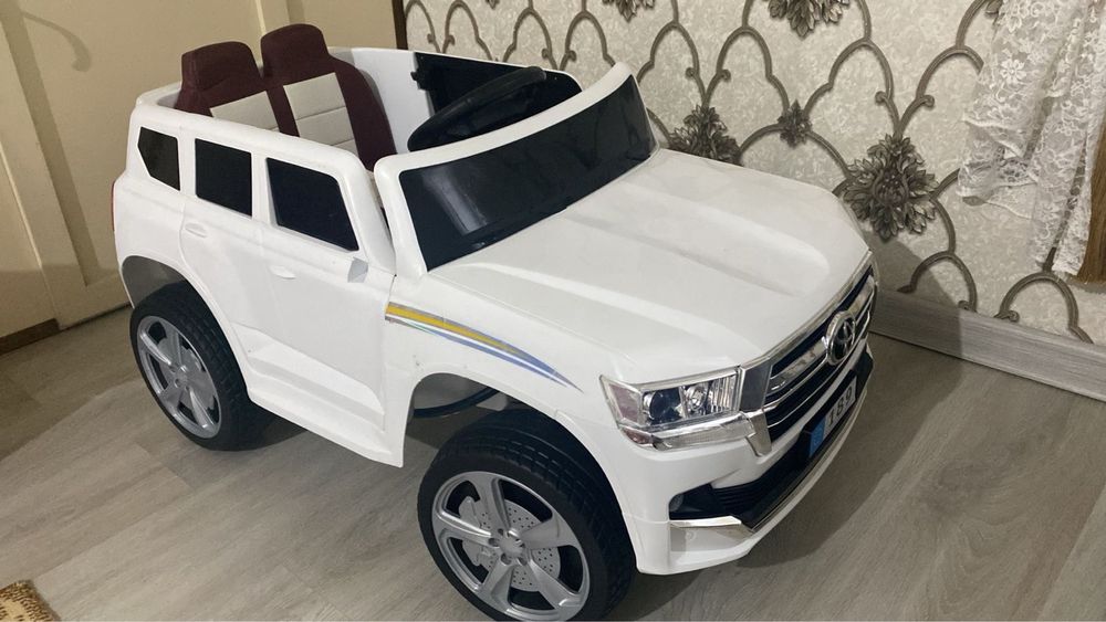 Продам машинку в отл состояний