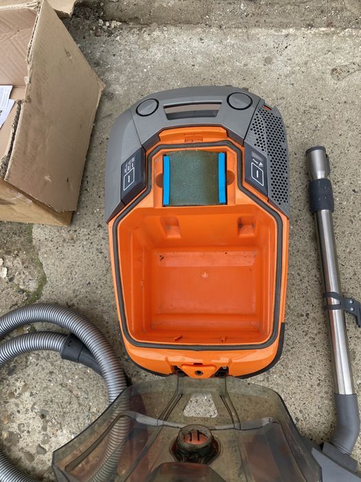 Aspirator cu Filtrare prin Apa Thomas Pet&Family