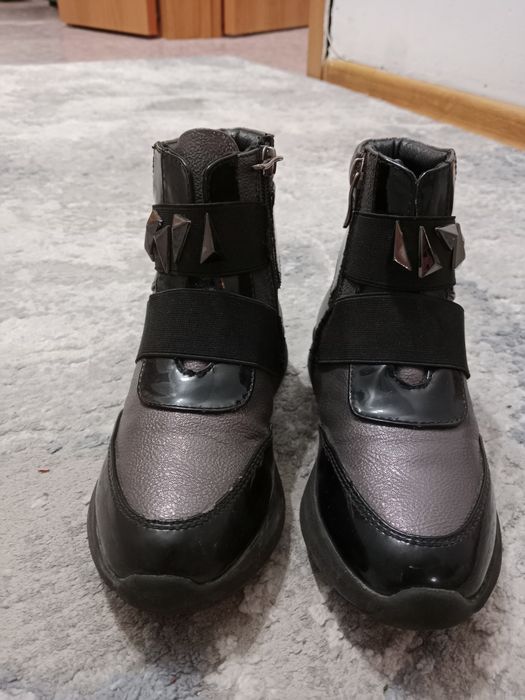 Осенние ботинки для девочки