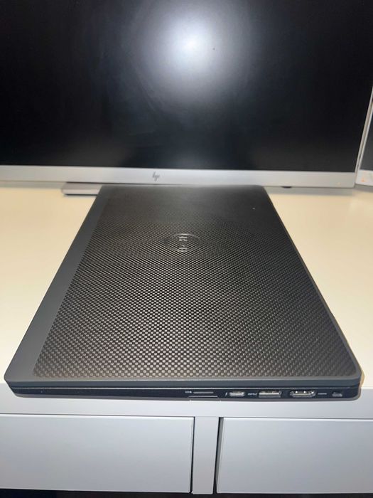 Dell Latitude 7420 | i7-1185G7 | 32GB | 512GB | FHD | Win11 | Отличен!