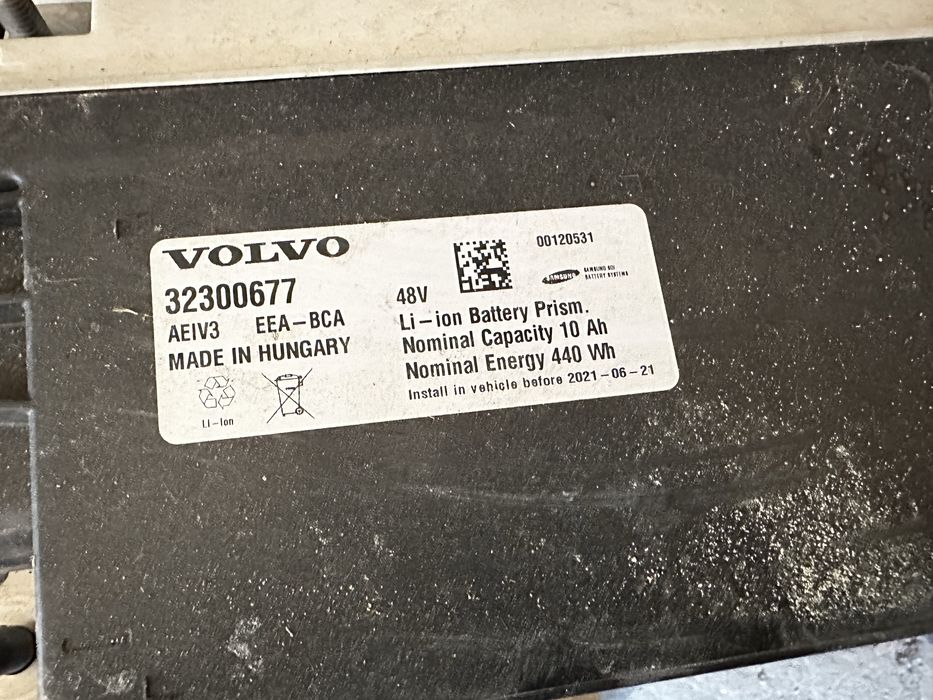 Батерия за Волво ХЦ40 хибрид 2021