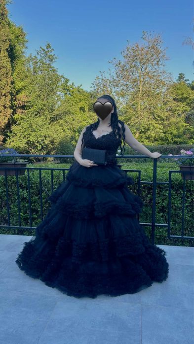 Абитуриентска рокля