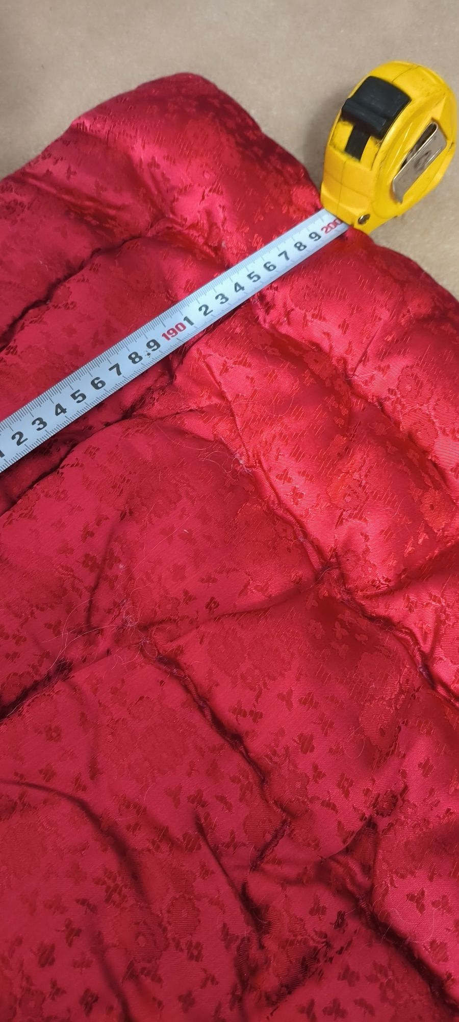 Costum popular băieți (40),covor țesut manual,plapume, catrințe