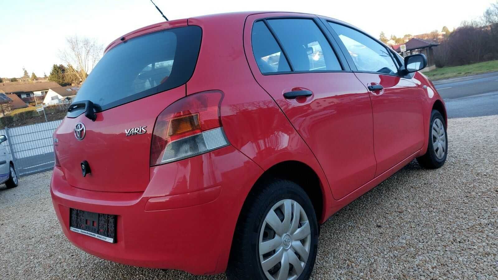 Toyota Yaris 2010г. 1.0VVT-I 69к.с.