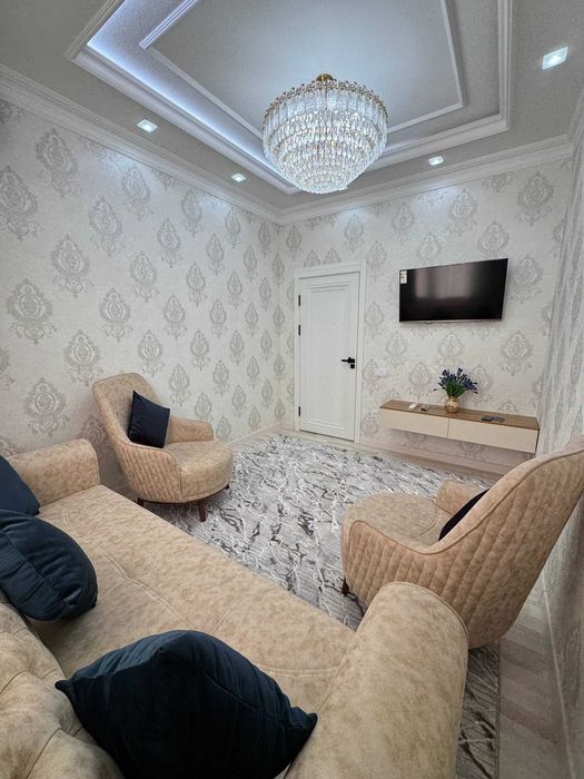 Чилонзорда 2/3/7 хонали уй сотилади. Новостройка. 13-квартал.