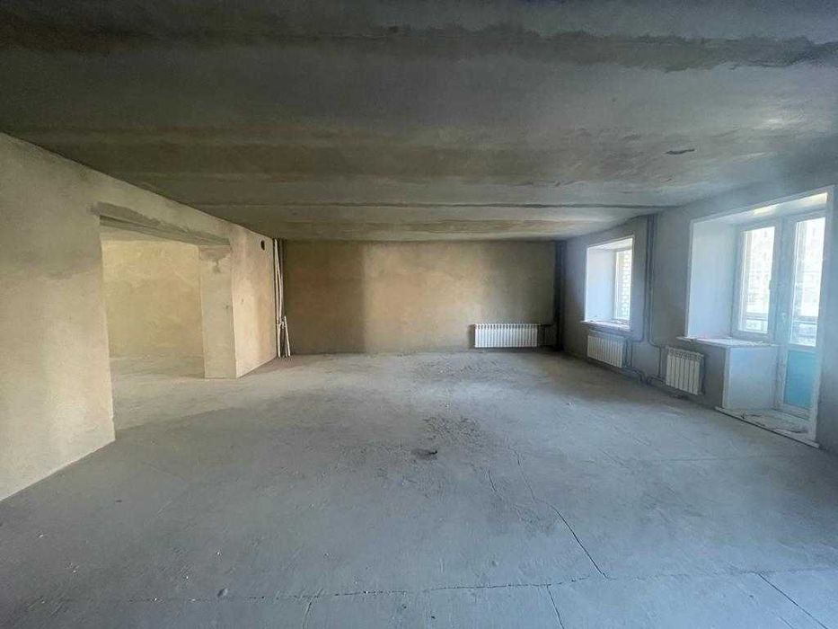 Продам 4 ком новостройку. 153 квадратов