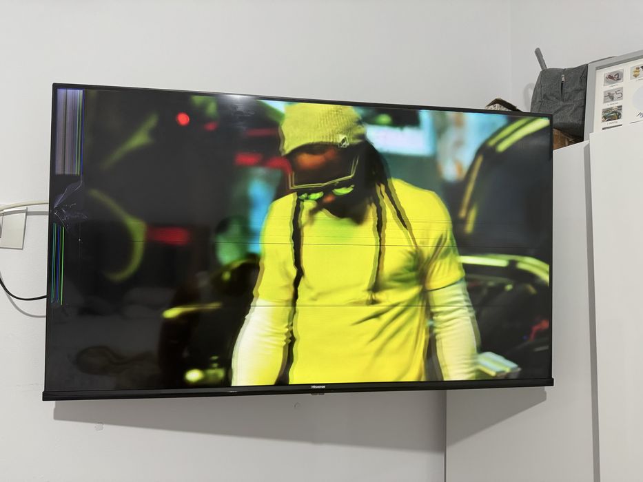 Televizor QLED ULTRA HD 4k HISENSE 108cm